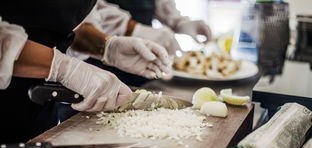 学校食堂经营范围 长沙餐饮卤肉饭加盟店推荐