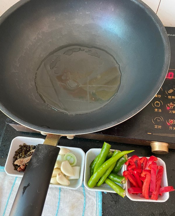 驻马店赫眉娜是连锁店吗，驻马店新款小吃加盟价格