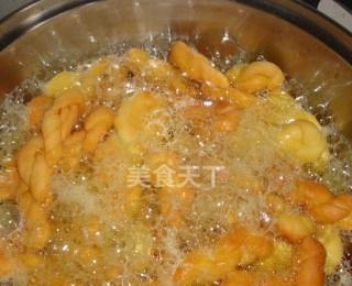 曹氏鸭脖值得开店吗，泰安曹氏鸭脖推荐加盟店