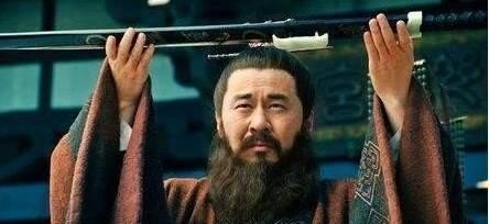 门阀是如何兴起？如何衰落的？与宗族有什么区别，中国历史上的门阀