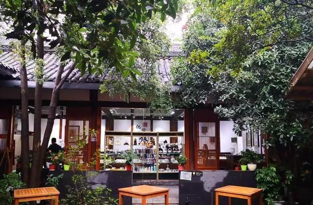 西宁有什么婚宴酒店比较实惠，青海喜酒加盟店排行榜前十