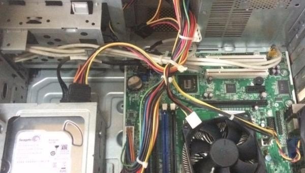 教你如何DIY组装电脑主机，DIY电脑组装