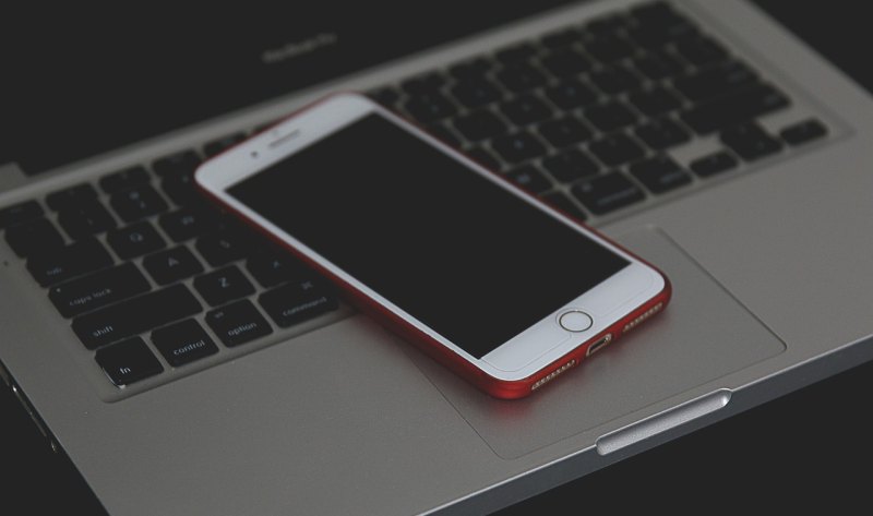 手机升级以后显示iphone(2)是什么意思 手机苹果2