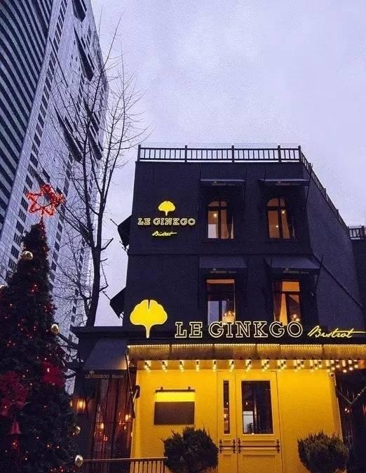 大连哪家餐厅比较浪漫，高雅，适合情侣吃饭，风景还不错的，烤鸭大连加盟店排行榜