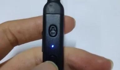 带线耳机怎么连接手机，手机连接耳机