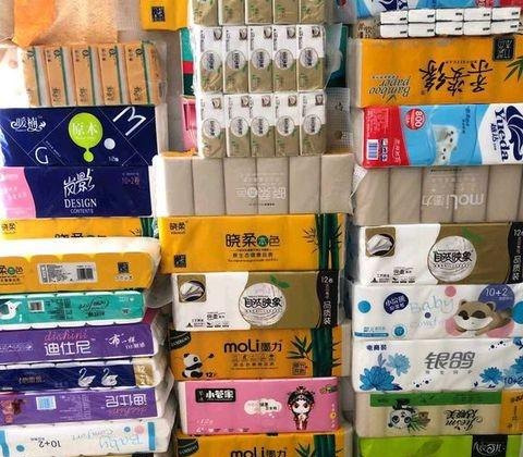 绿色标志的奶茶店叫什么，大连创意奶茶++++店