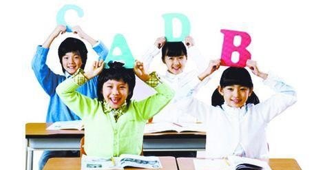 二年级学生可以看的英语电影，小学二年级英语