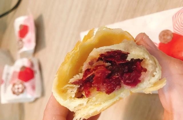 云南哪个地方的鲜花饼最正宗,青藏美食小吃加盟店