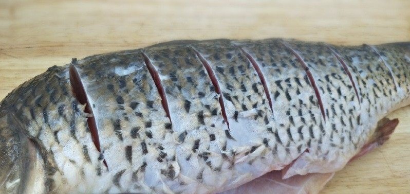 红烧鲤鱼做法及寓意和来历_鲤鱼是谁发明出来的