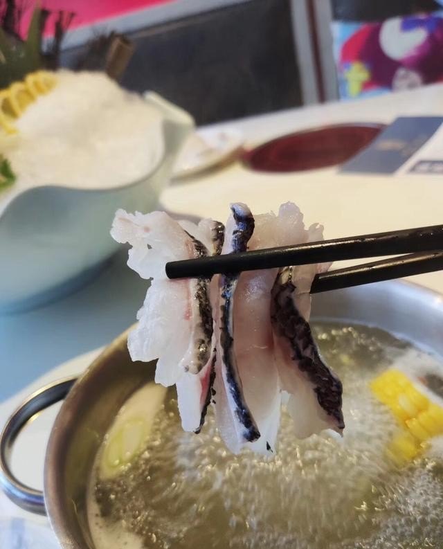 武汉中华城，这个项目主要是做什么的，中华城美食推荐一下