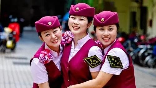 高铁乘务员一定要会英语吗，高铁英语口语
