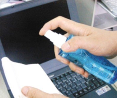 电脑屏幕有灰尘怎么办_主机怎么清理灰尘没有刷子用牙刷可以吗