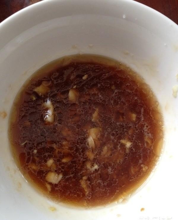 猪肘子肉冻怎么做_怎么用肘子熬的汤做冻子