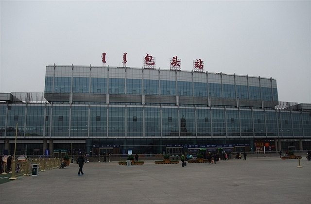 胸口隐隐作痛怎么办 胸骨疼怎么办