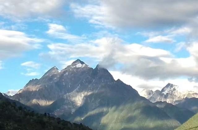 心情很糟糕，很烦，想一个人去旅行，去哪好_开心的旅游