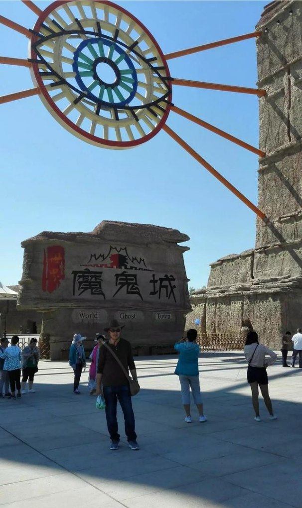 如果世界是一本书，旅游就是阅读，你可以从中收获许多东西；如果（继续续写句子。）,旅游就是