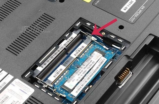 怎么查看电脑内存是8g还是16,电脑内存在哪