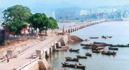 中国古代四大名桥、四大名楼、四大名亭、四大名塔，分别是什么_日寇洱海历史文化