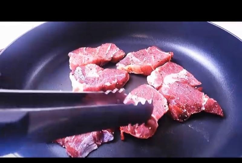 酥皮牛肉正宗做法_牛舌肉饼做法