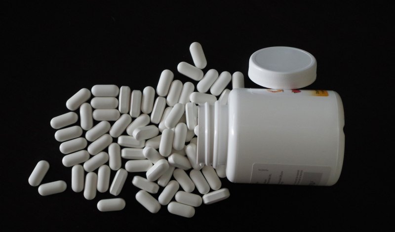 皮肤过敏发炎 请问用什么药物可以治疗 皮肤炎症怎么办