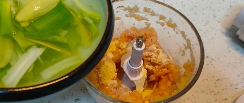 鸡背丸子的做法_鸡背炖多长时间熟