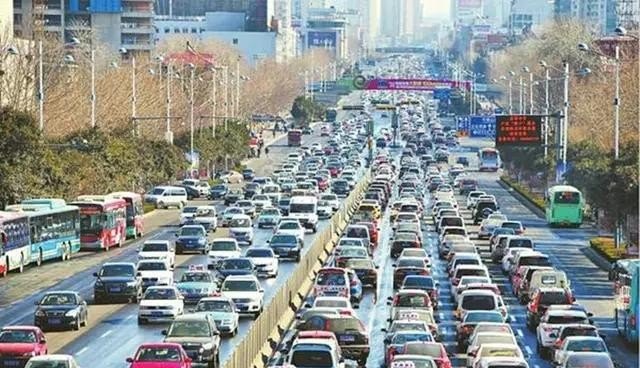 中国最适合人居住的10个城市是哪些城市,旅游城市排行