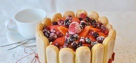 井柏然属什么_克莉丝汀蛋糕好吃吗