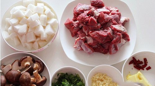 荆门隔板肉火锅做法_京山十大名菜