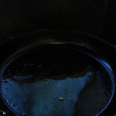 煎鸡蛋如何放盐，煎鸡蛋历史故事味道