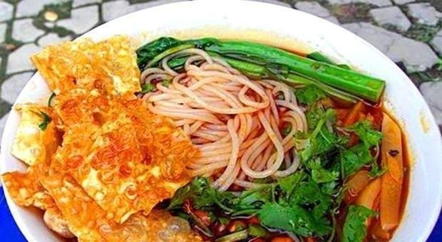 黑龙江零食折扣店货源在哪里进货_哈站里面有吃饭的地方吗