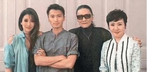 向华强为什么怕谢霆锋? 向华强怎么评价谢霆锋_黎明有多红