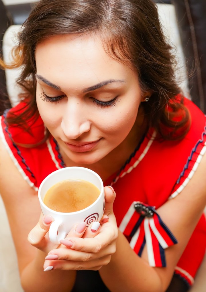 送女生奶茶暖心的句子,冬季送员工奶茶暖心句子