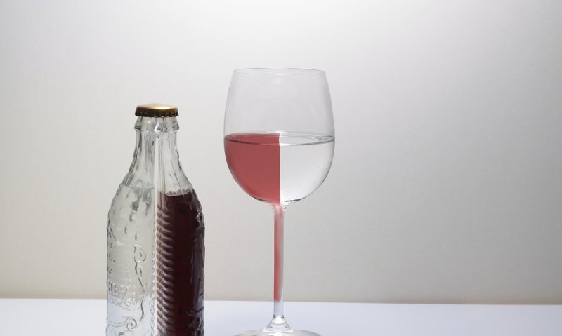 喝酒的搞笑经典句子，酒瓶搞笑句子