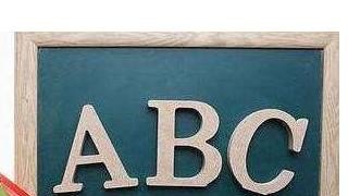 我的叔叔想找一个喜欢晨跑且英语好的人陪他练习英语口语用英语怎么说,训练英语口语的英语
