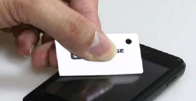手机屏幕有气泡怎么办，手机泡泡
