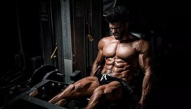 经常健身男人怎么称呼，型男健身历史人物