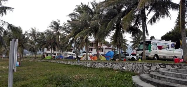 如何在旅行中认识更多的人,旅游交友