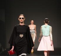 低档服装十大品牌,东莞平价衣服品牌加盟