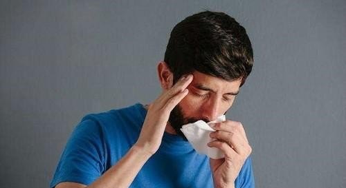 鼻炎犯了流鼻涕打喷嚏怎么办,鼻炎流鼻涕怎么办