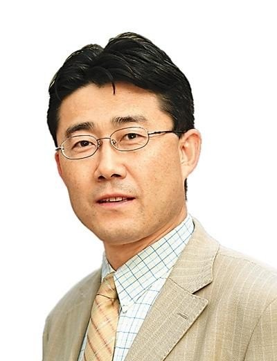 第一学历很垃圾的博士是不是很难找工作，世界历史上第一个博士