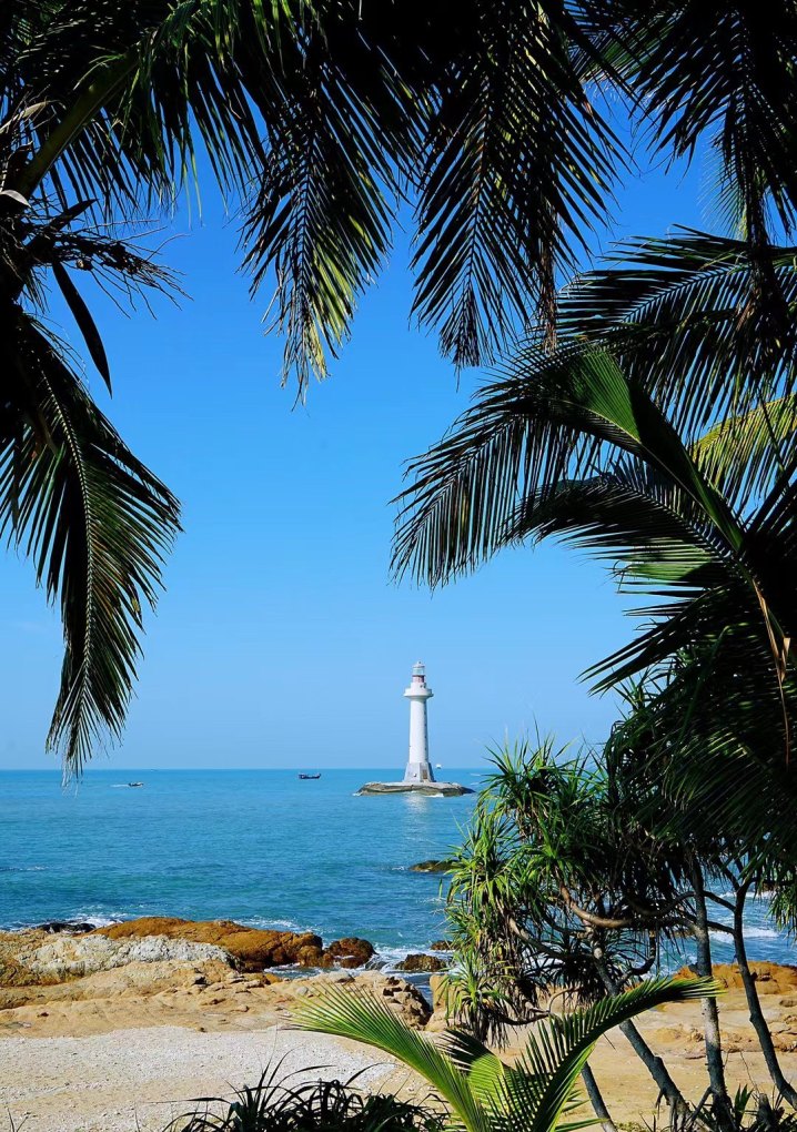 三亚湾亚龙湾海棠湾游玩顺序_三亚湾酒店推荐排行榜前十名