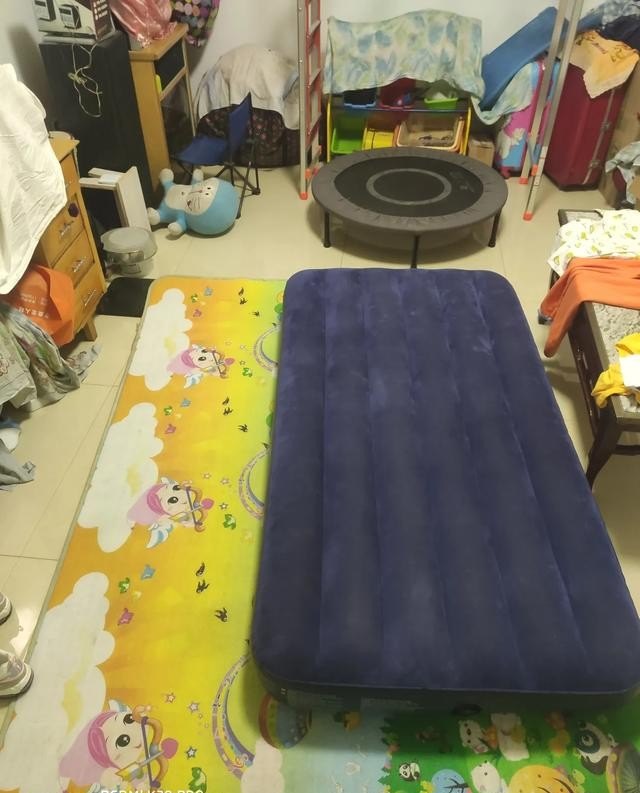 膝盖损伤如何修复_右腿膝盖内侧韧带拉伤 有一星期了 一活动就疼 需要打石膏吗?该怎么治疗