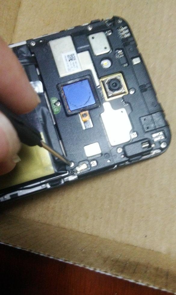 黑鲨3换电池教程_黑鲨3标配性价比怎么样