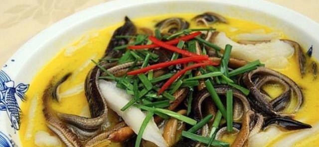 扬州的著名小吃有些什么，扬州美食夏日美甲加盟店