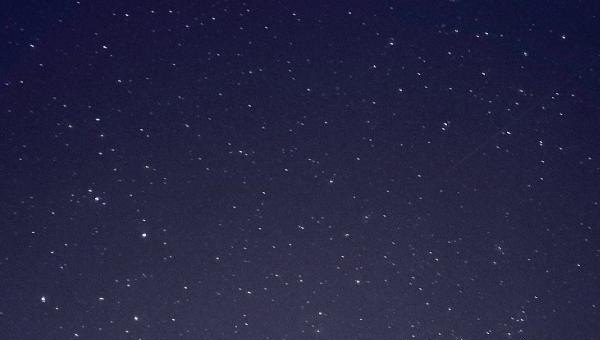 拍银河最好的手机，手机拍星空