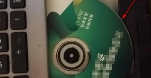 cd碟片怎么拷到电脑上，dvd++到电脑