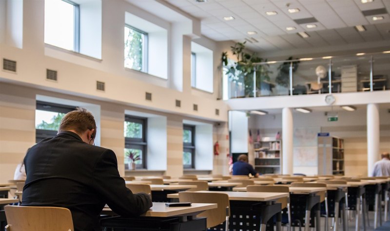 西安所有大学的英语名称,西安 英语