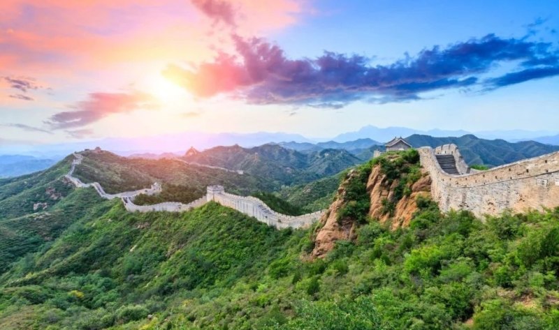 关于风景名胜和古代文化名人的事例，集历史文化和山水风景