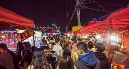 南昌晚上哪里最热闹,紫荆夜市附近美食推荐餐厅有哪些品牌的店