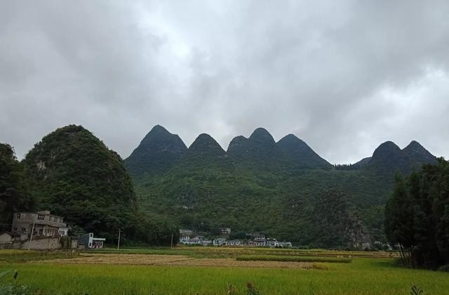 3000元旅游经费可以去哪_秦皇岛北戴河特色小吃有那些啊？能不能汇总一下，详细说说